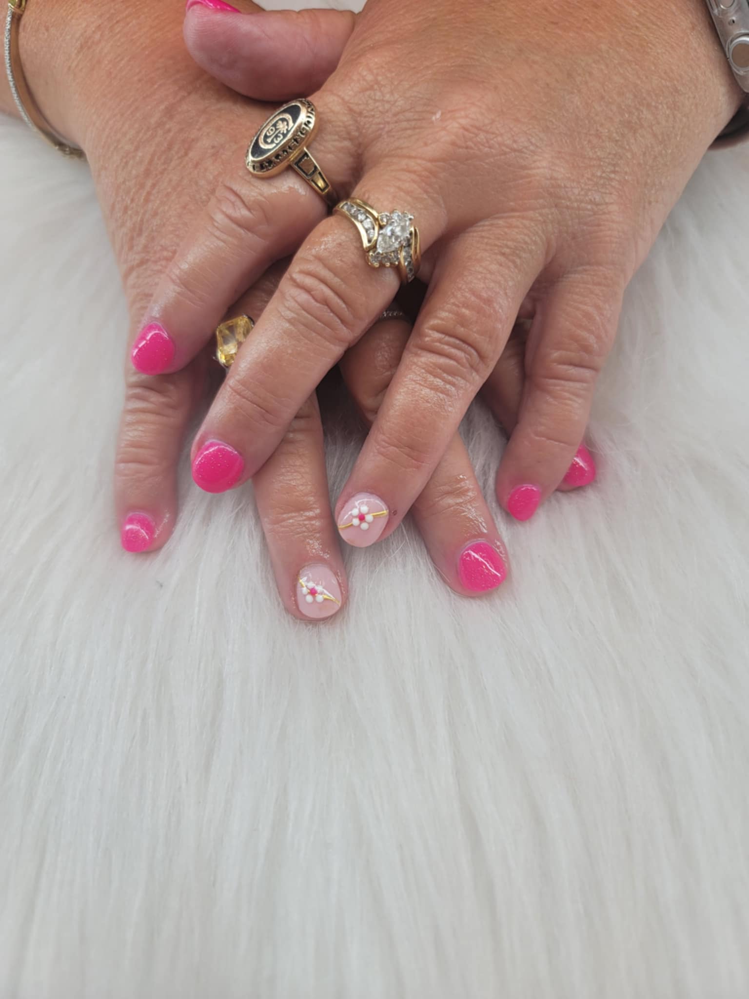 We Luv Nails nail photo 3